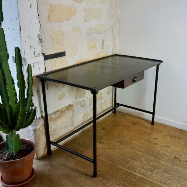 bureau industriel vintage