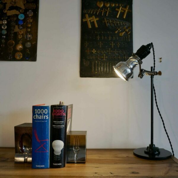 Lampe d'atelier de couture Lumina