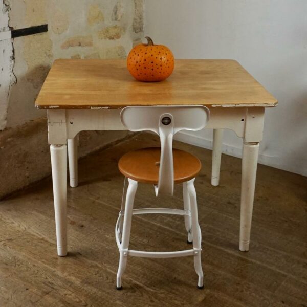 Table vintage en bois