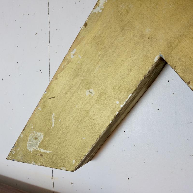 Rare lettre X, déco indus