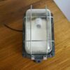 lampe industrielle, applique avec grille