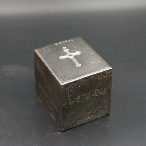 Petite croix, pendentif ancien