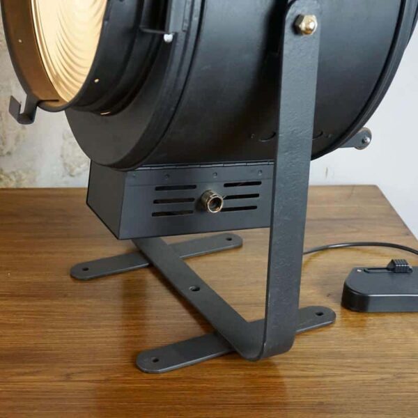 french industrial projector