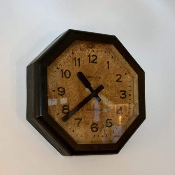 lepaute industrial clock
