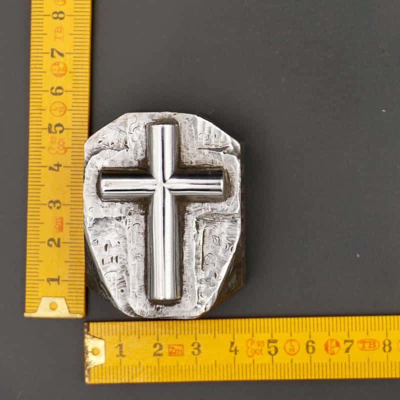 Croix Ancienne En Argent Poinçon Crabe Avec Marcassites - Poids 1.15g, Dimensions 2.7x2.2 Cm