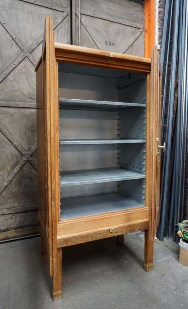 former Jouan culture oven with adjustable galvanized shelves