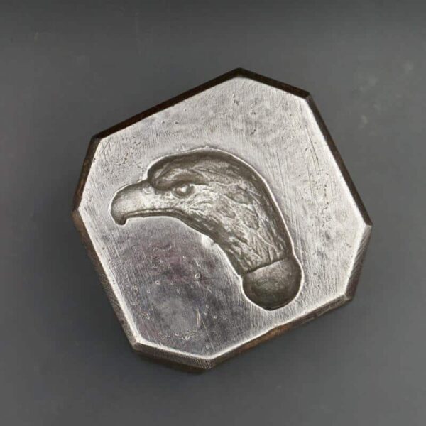 Tête d'aigle