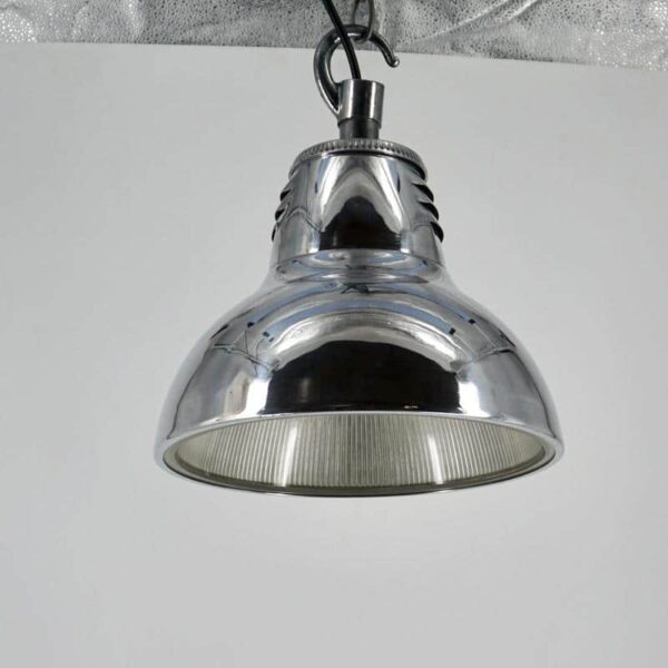 PETITE LAMPE INDUSTRIELLE A SUSPENDRE