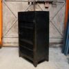 Meuble grillagé de rangement