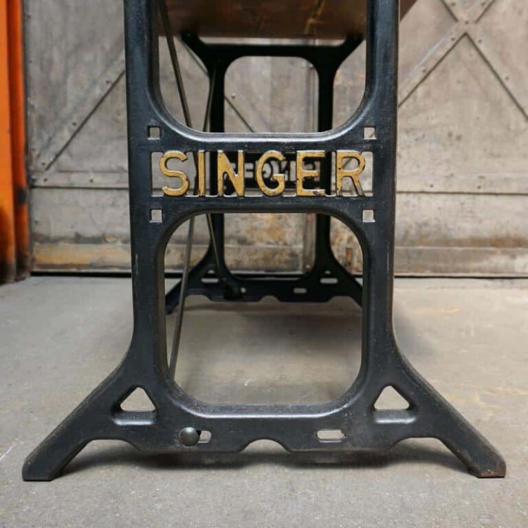 Chaise Industrielle Acier Vieilli Et Assise En Bois Massif Naturel Reko Couleur Acier Vieilli 91862372
