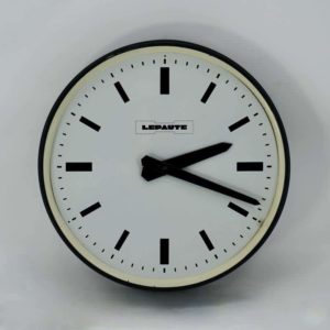 Ancienne horloge d'atelier Lepaute