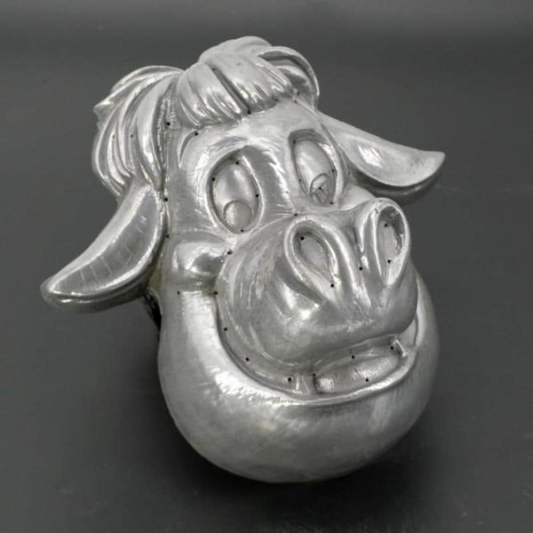 Humorous cow, Caesar mask