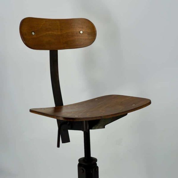 Industrial factory chair with adjustable backrest