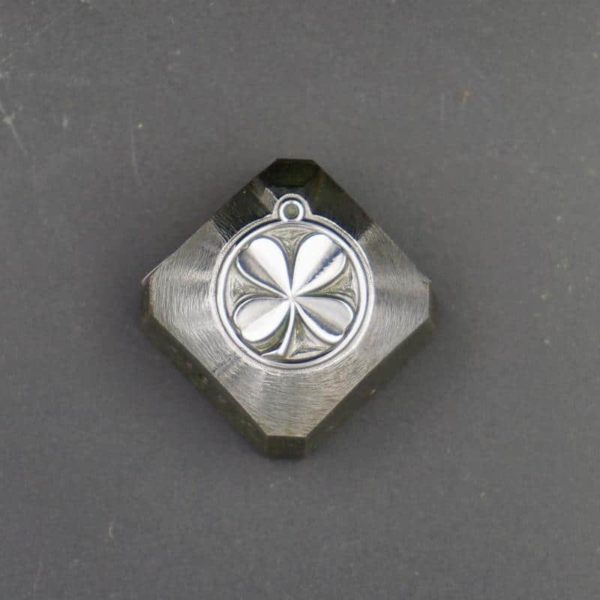 Trèfle pendentif ou porte clefs