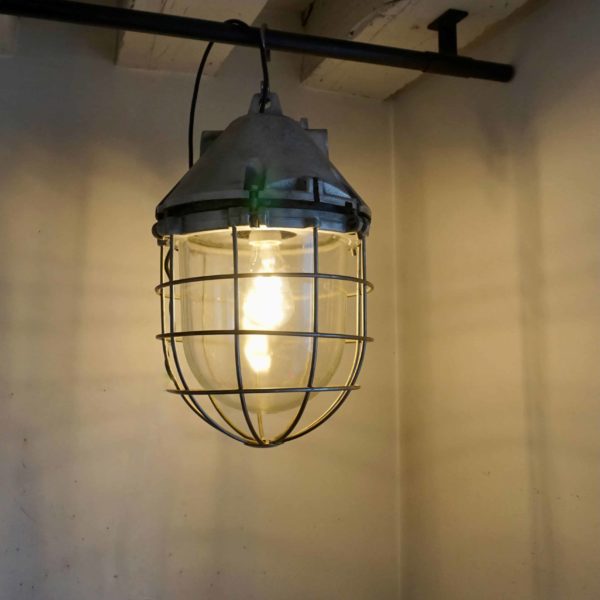 Large industrial grid lamp