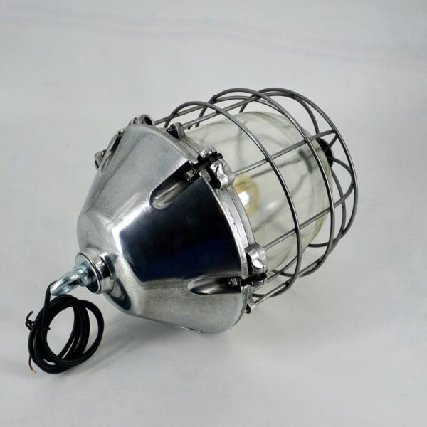 Lampe ancienne d'atelier