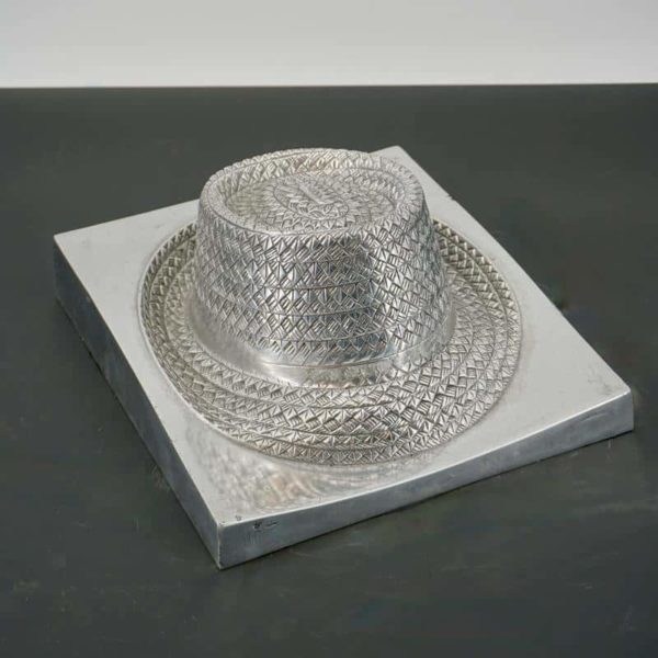 Chapeau en aluminium, moule de la maison César