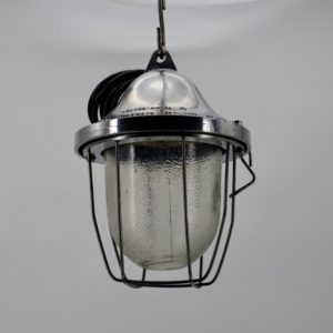 Petite lampe industrielle en aluminium et verre texturé