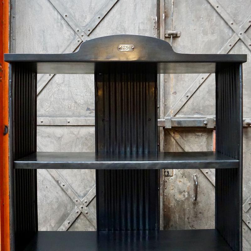 Magnificent metal strafor shelf