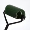 Lampe vintage en tôle émaillée verte de la marque Sammode