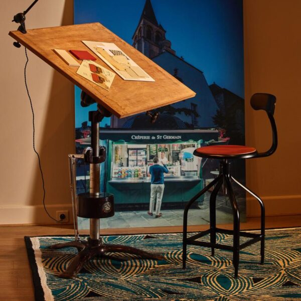 TABLE A DESSIN d'exception MAPPEMONDE circa 1932
