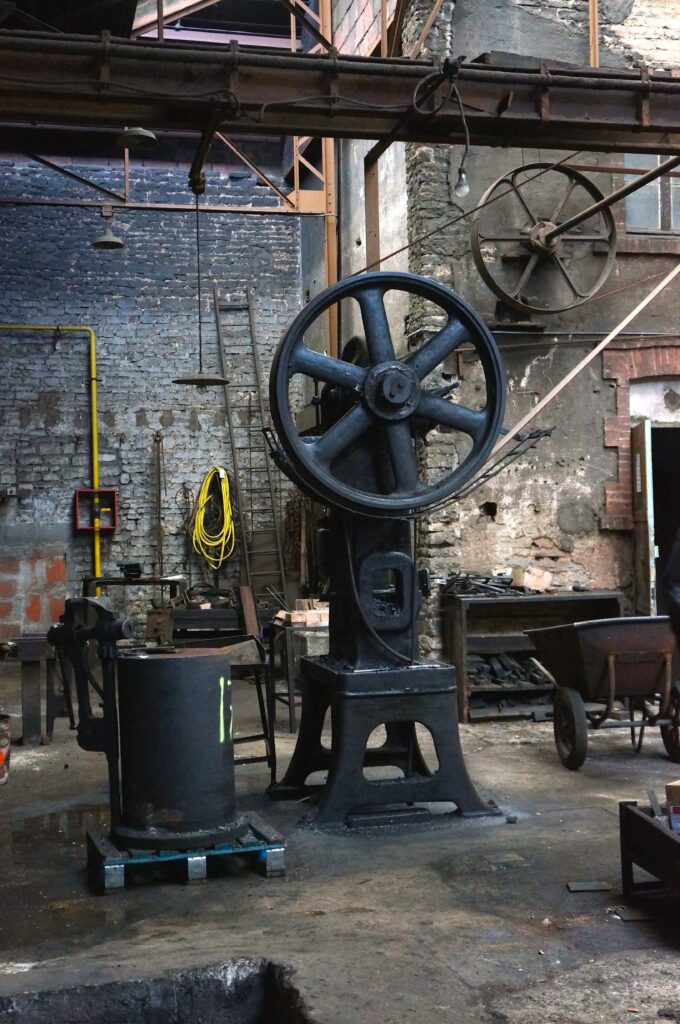 Presse Ancienne pour métallurgie