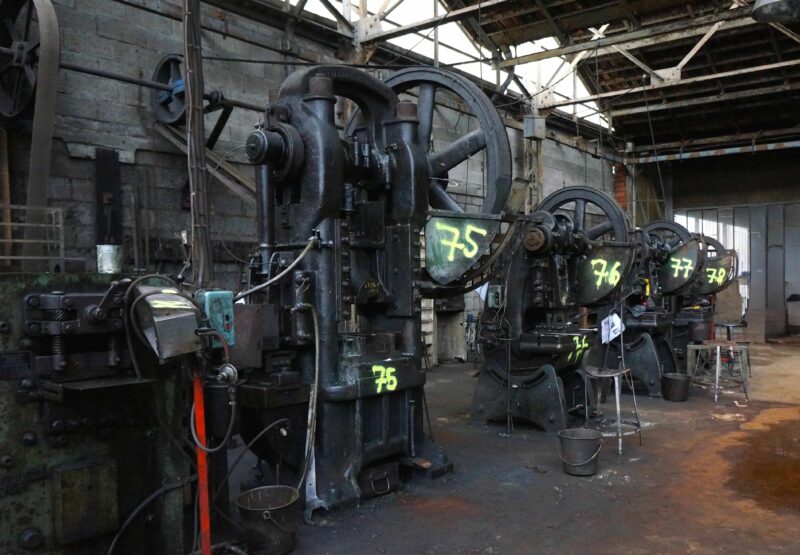 Presse ancienne, URBEX usine