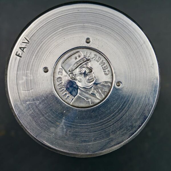 Général de Gaulle, Médaille