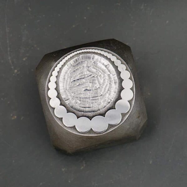 Poinçon pour boucle d'oreille créoles
