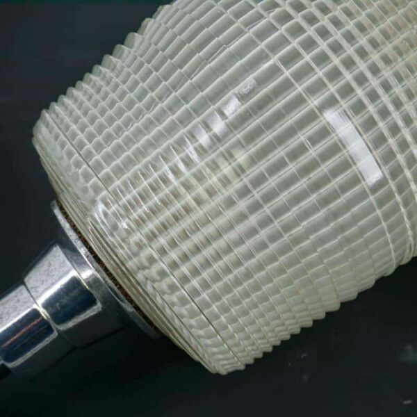 Lampes murales en verre, acier et aluminium