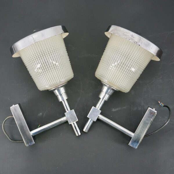 City wall lamp in glass, Holophane brand