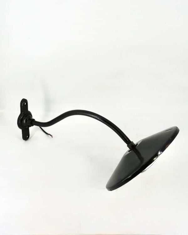 Lampe ancienne en applique murale