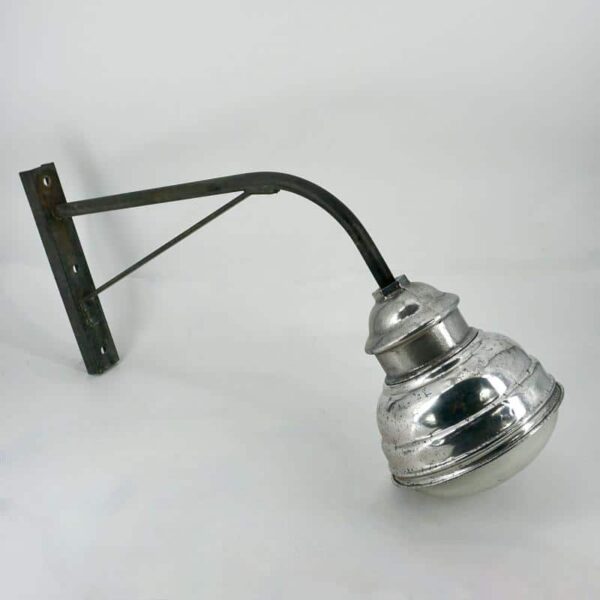 60'S INDUSTRIAL LAMP