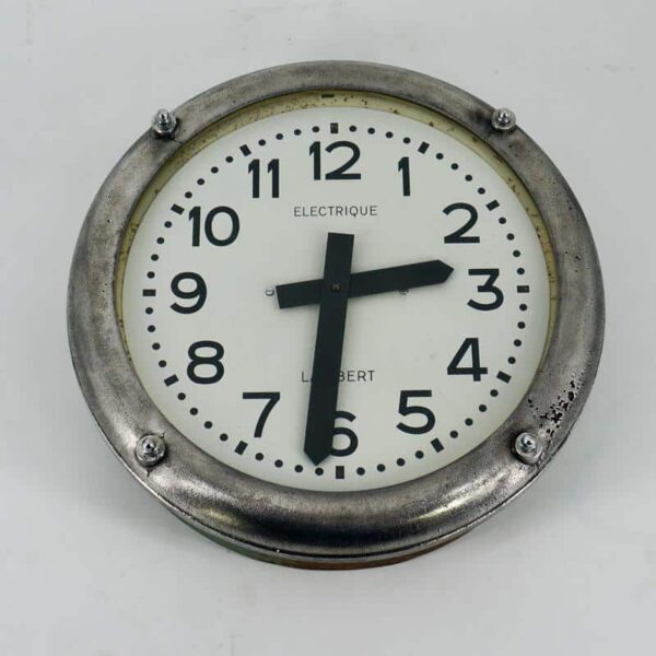 Vintage electric clock in cast aluminim