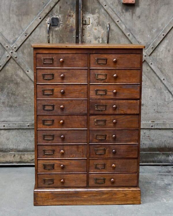 Ancien meuble métier à tiroirs en bois