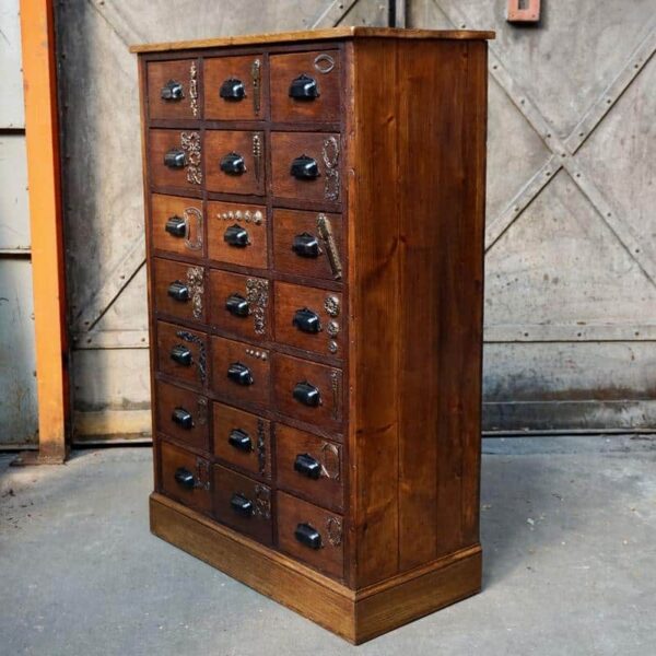 meuble de métier ancien