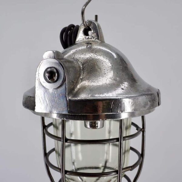 Lampe anti déflagrante de chantier naval