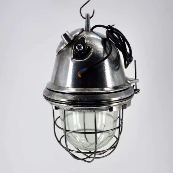 Grosse lampe ancienne en alu et verre