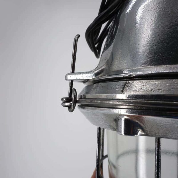Lampe d'atelier ancienne