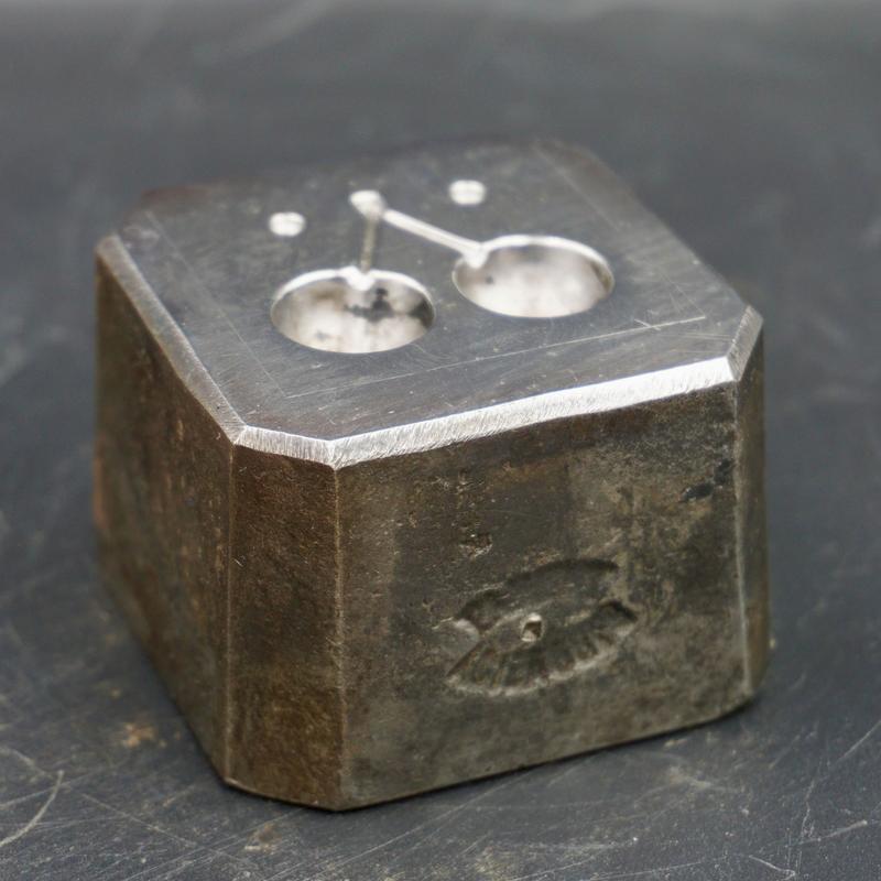 Cherry engraving in steel, old die