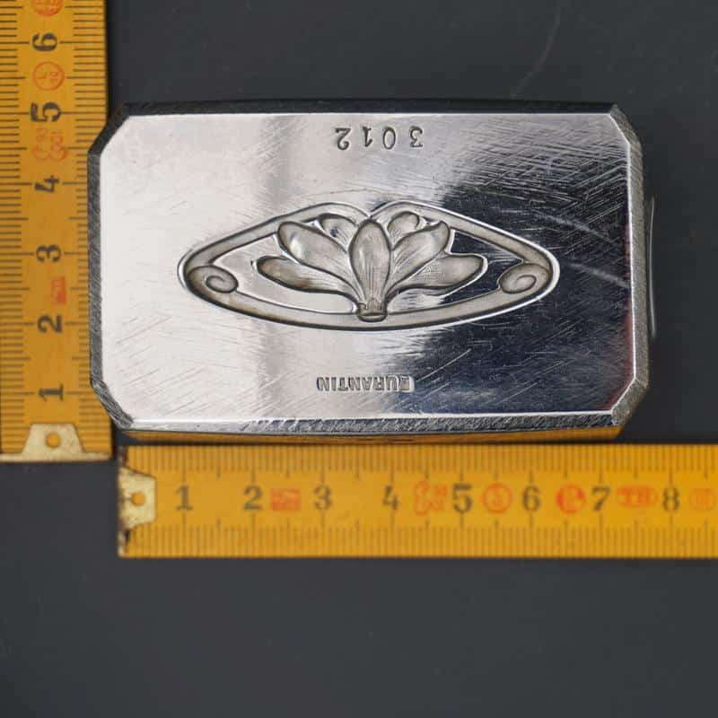 ART NOUVEAU FLOWERS