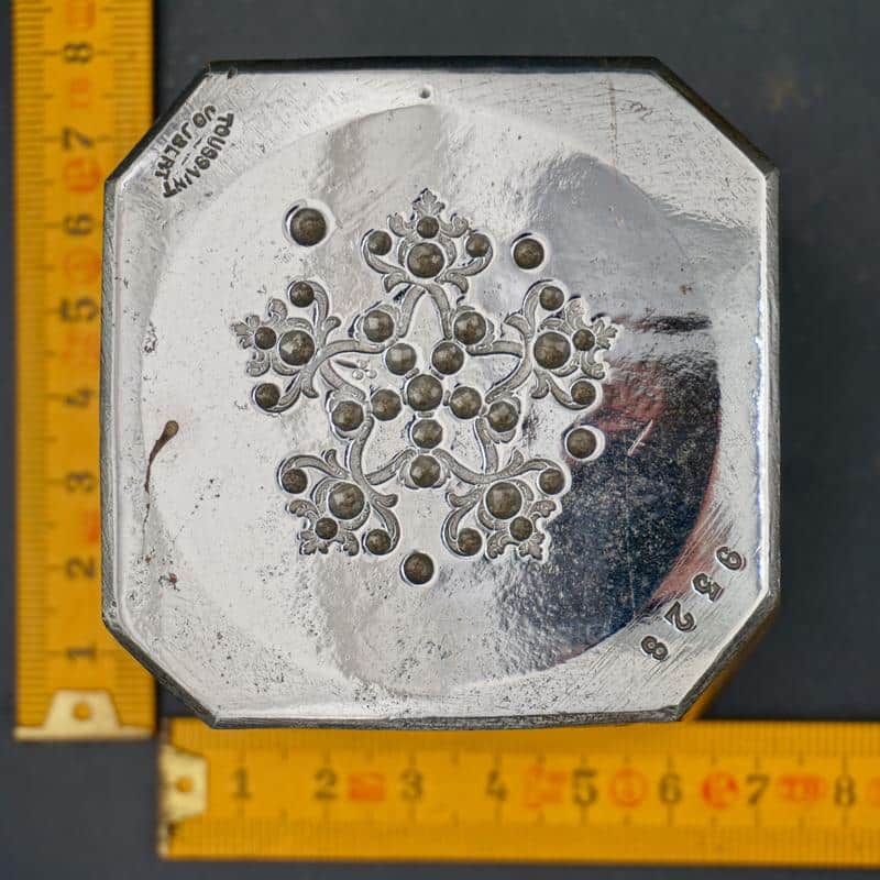 Old jewelry die, Star brooch model.