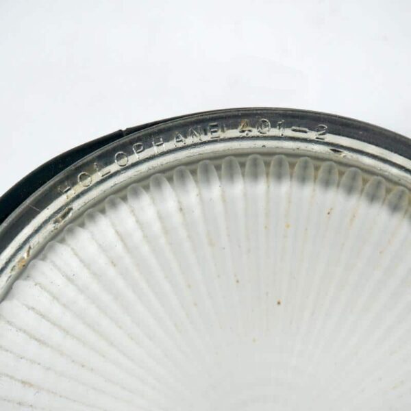 Holophane glass for GRAS lamp