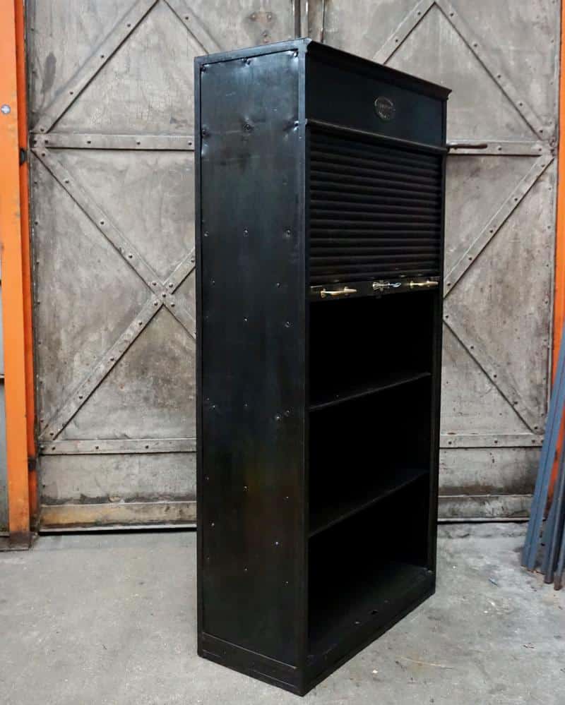 Armoire à rideau métal