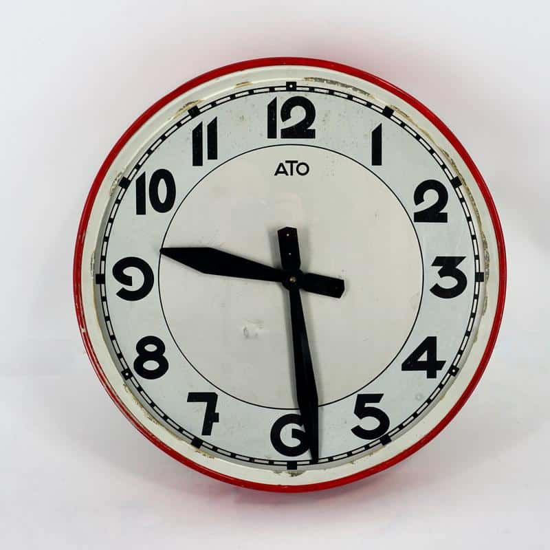 Horloge ancienne industrielle