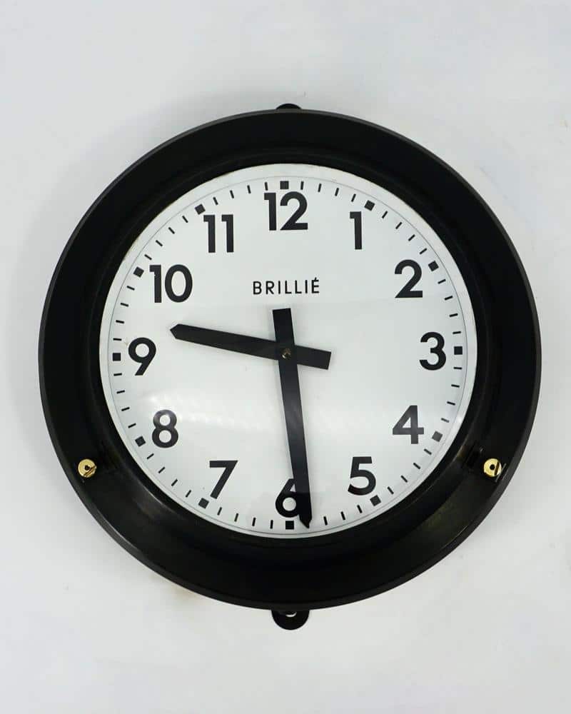 Brillié Vintage Factory Wall Clock – Patinated Steel
