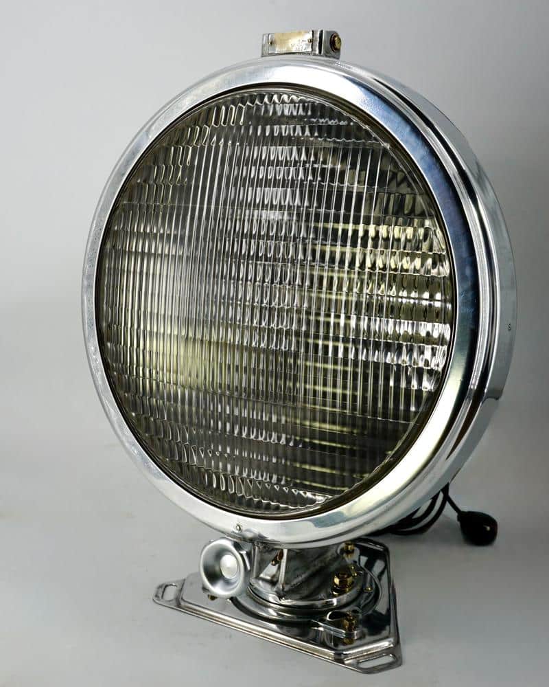projecteur vintage en aluminium