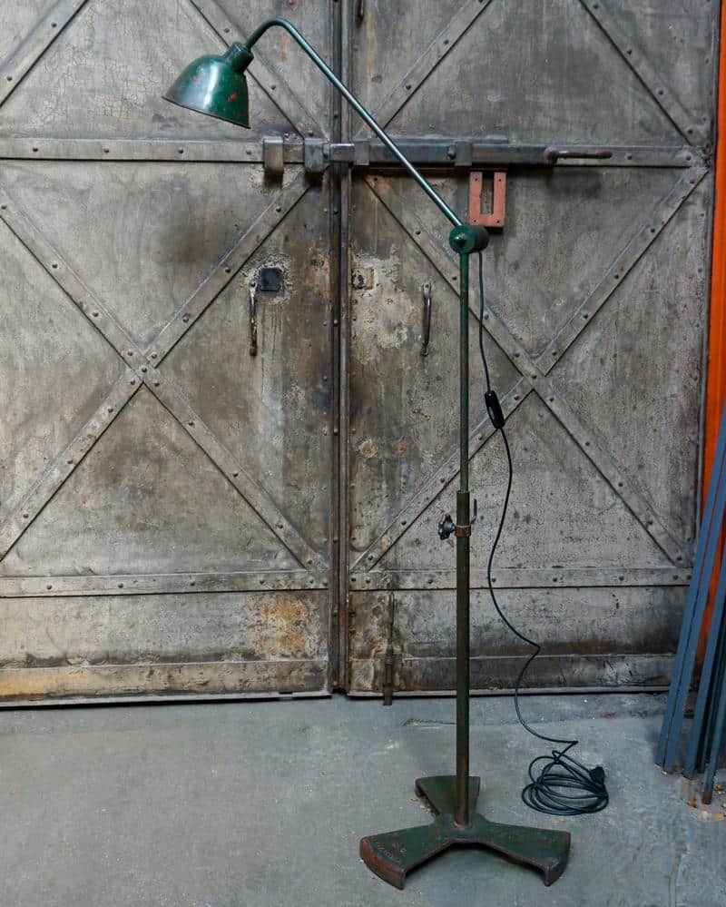 Lampadaire RG Levallois pour bureau