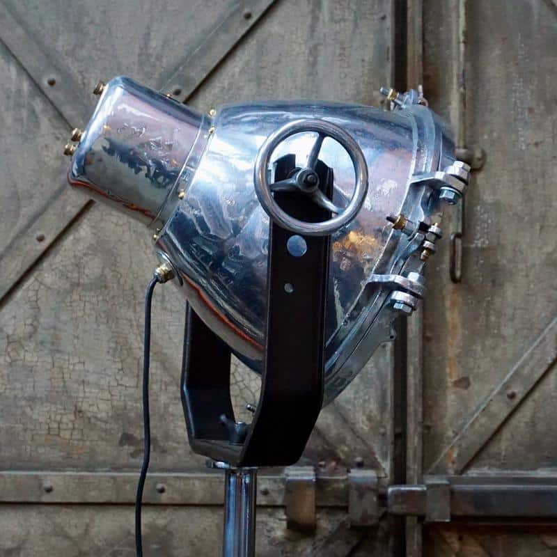 Lampe sur pied pour éclairage pièce