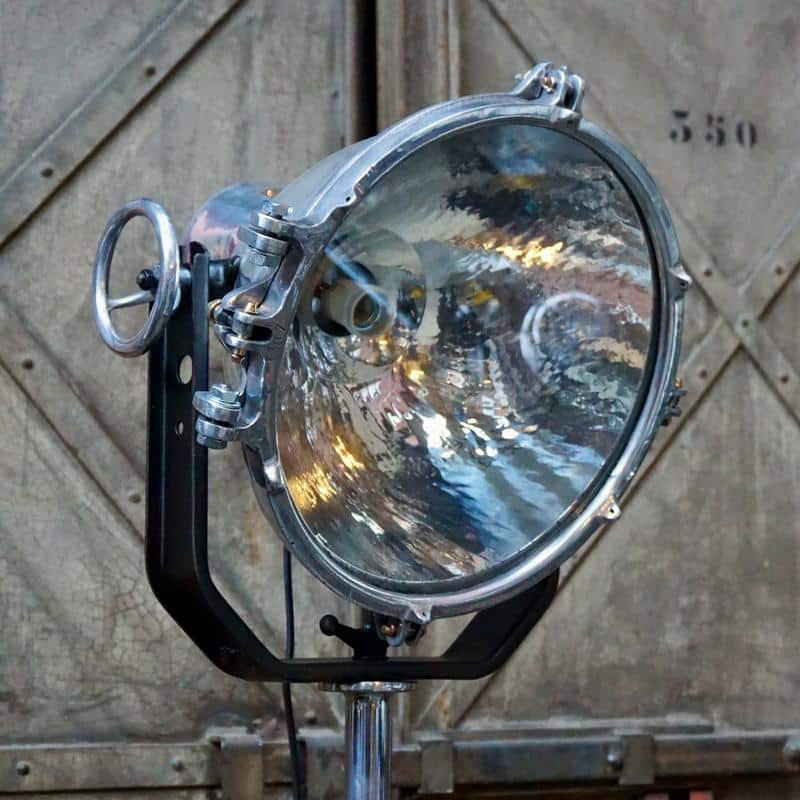 Projecteur sur pied marque Brandt